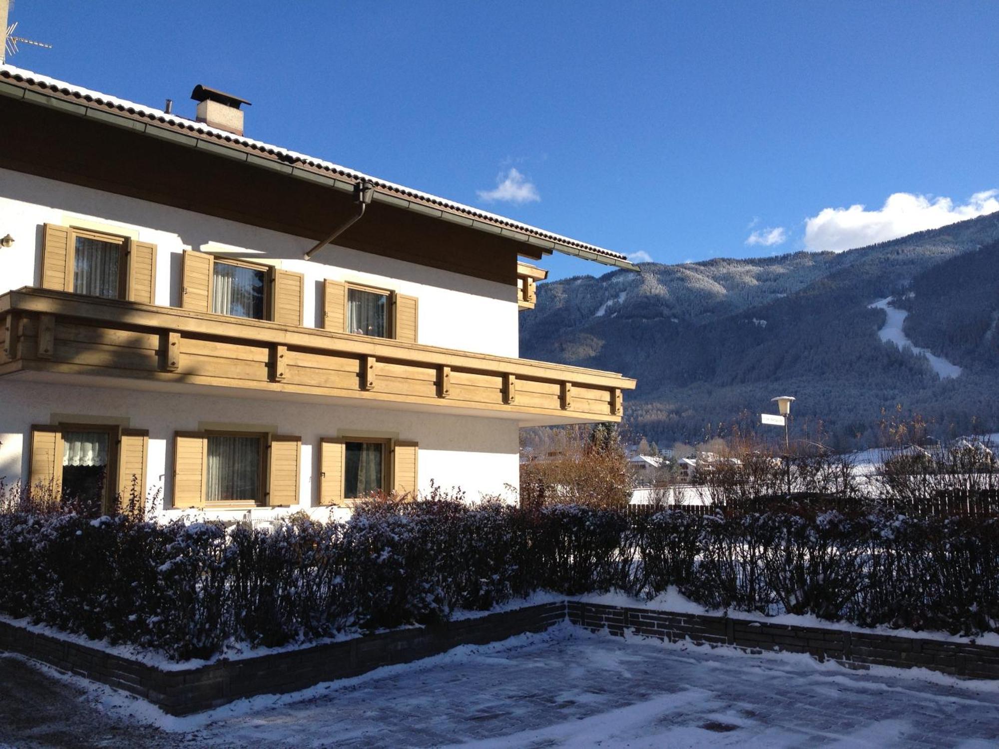 Appartments Hilber ブルーニコ エクステリア 写真